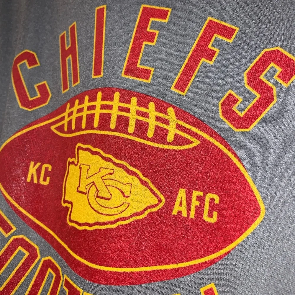 πποΈ Kansas City Chiefs NFL Football GameDay Hoodie ποΈπ - Picture 7 of 8